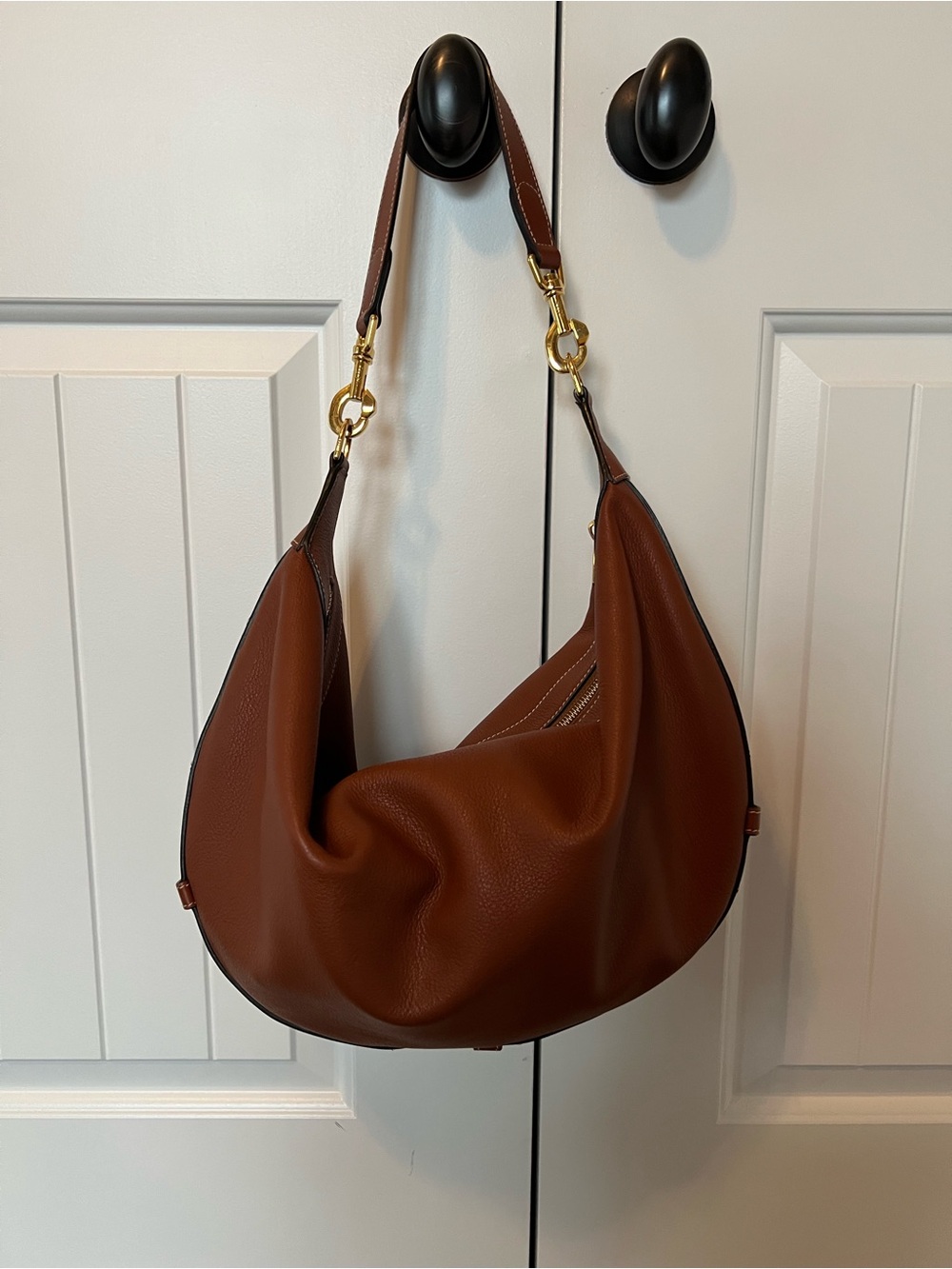 Celine Leandre Brown Leather Shoulder Bag with Gold Hardware - Picture 2 of 11